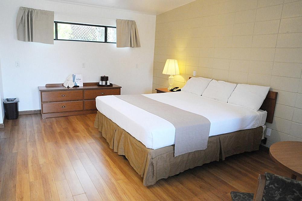 Ccbc Resort Hotel - A Gay Men'S Resort Cathedral City Camera foto
